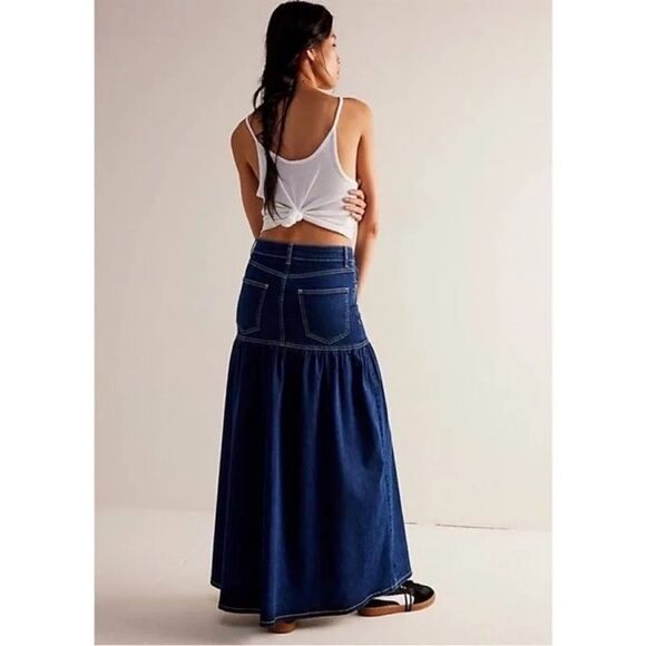Free People We The Free Jordan Maxi Skirt Denim High Rise Stretch Dark Wash 0&6 - Picture 3 of 9